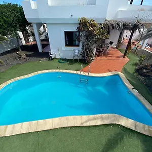 https://royal-park-guesthouse.in-canary-islands.com